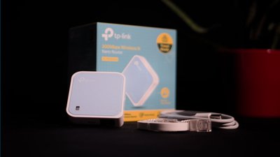 Wifi router This small router will allow you to easily connect to any of your products using wireless connectivity. Powered by a micro-USB port, you can plug it directly into your product's back panel.